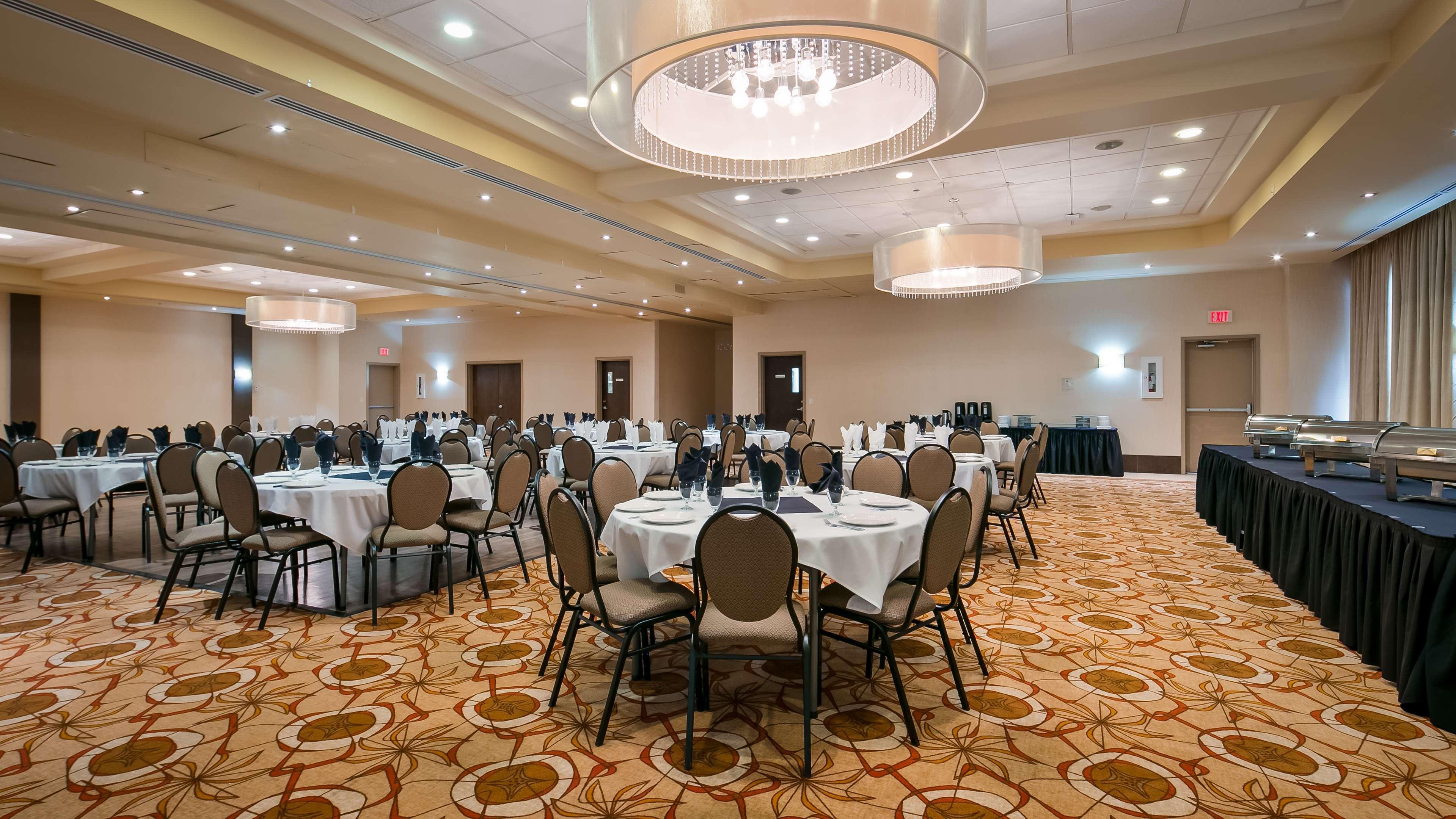 Best Western Sunrise Inn & Suites Stony Plain Экстерьер фото