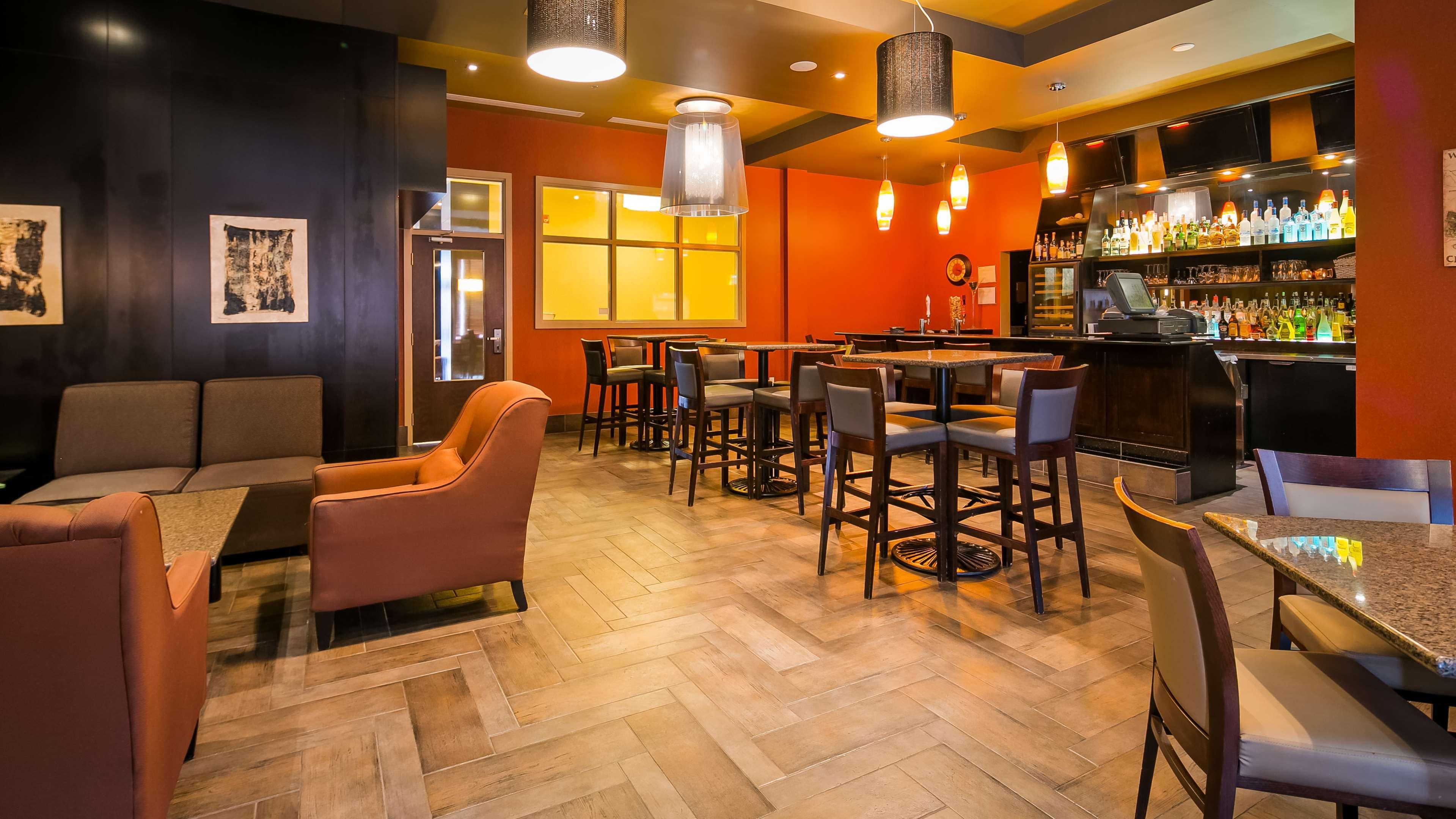 Best Western Sunrise Inn & Suites Stony Plain Экстерьер фото